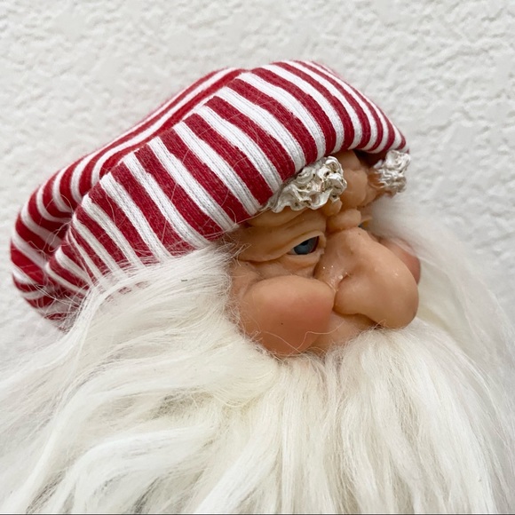 Vintage Wildwood International Sitting Santa w/ Boy Christmas Carol 20” Figure - Picture 11 of 13